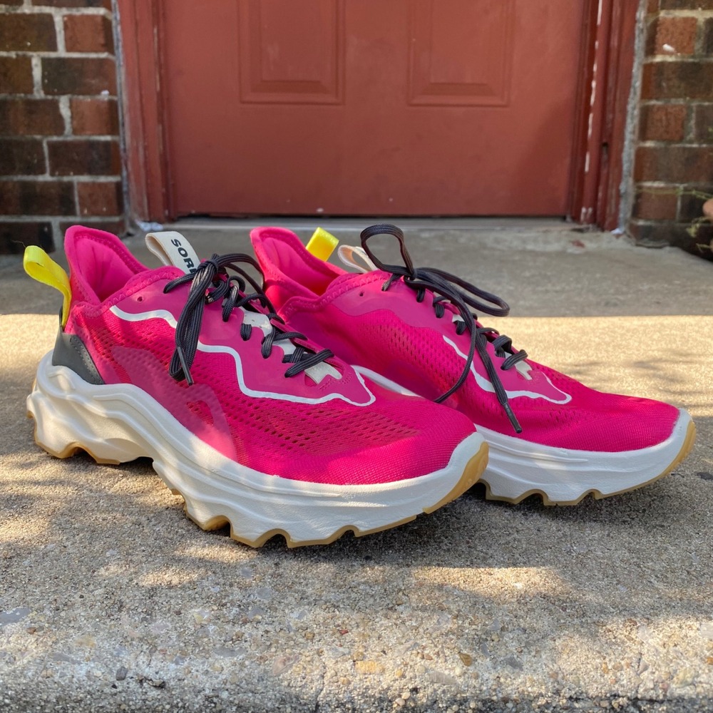 Sorel‎ Kinetic Women’s sneaker like new 9.5